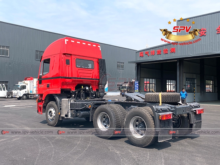 Tractor IVECO - LB Tractor IVECO - LB